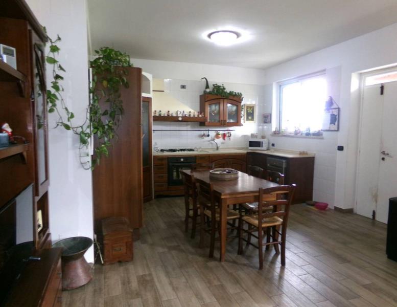 casa indipendente in vendita ad Anzio