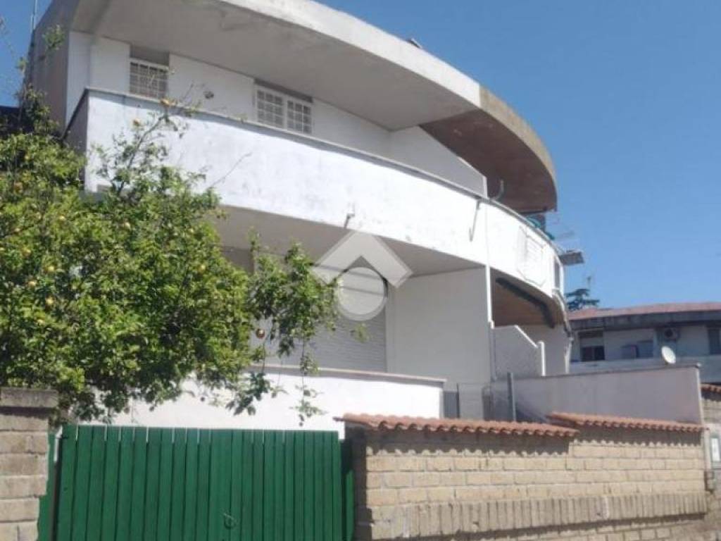 casa indipendente in vendita ad Anzio in zona Lido dei Pini