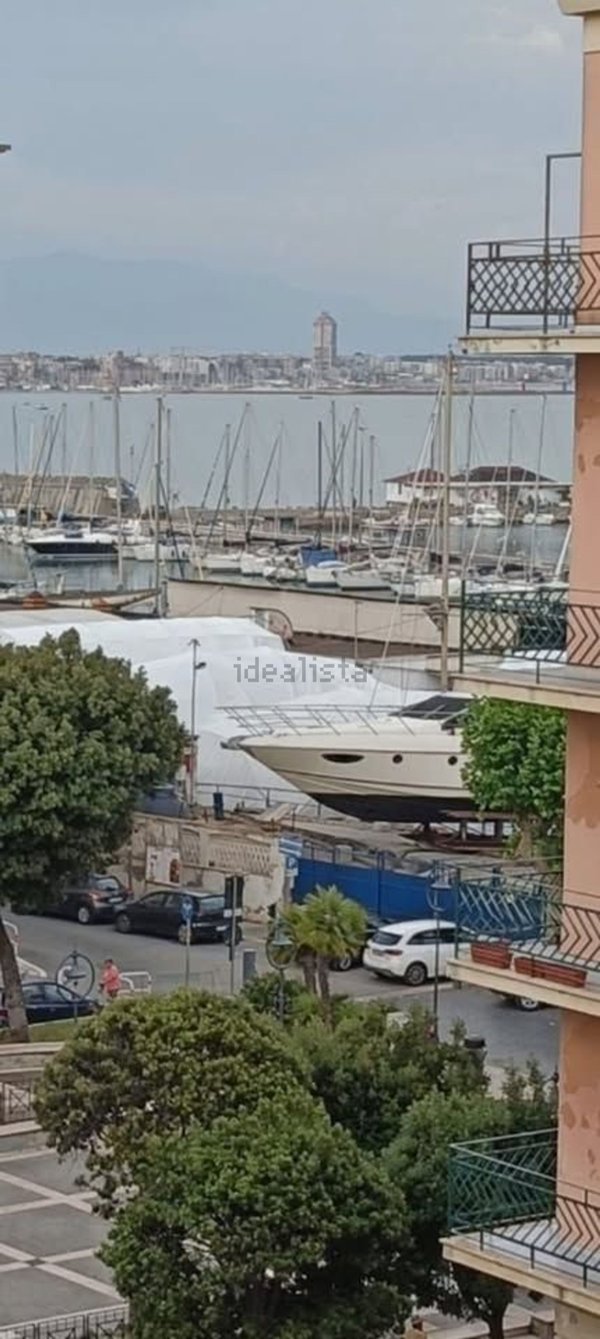 appartamento in vendita ad Anzio in zona Mare