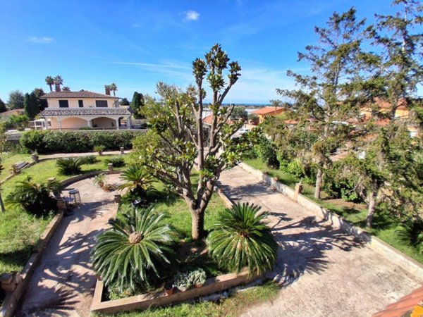 casa indipendente in vendita ad Anzio