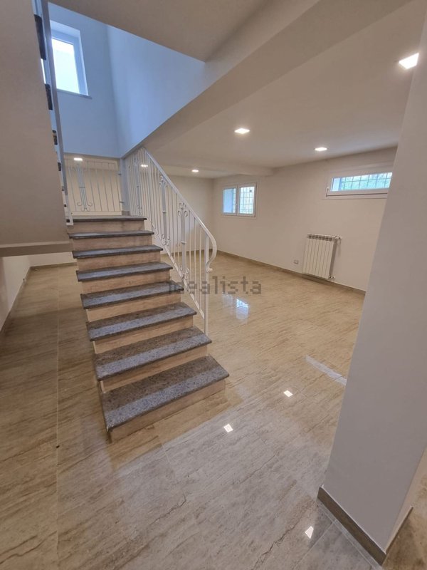 casa indipendente in vendita ad Anzio in zona Villa Claudia