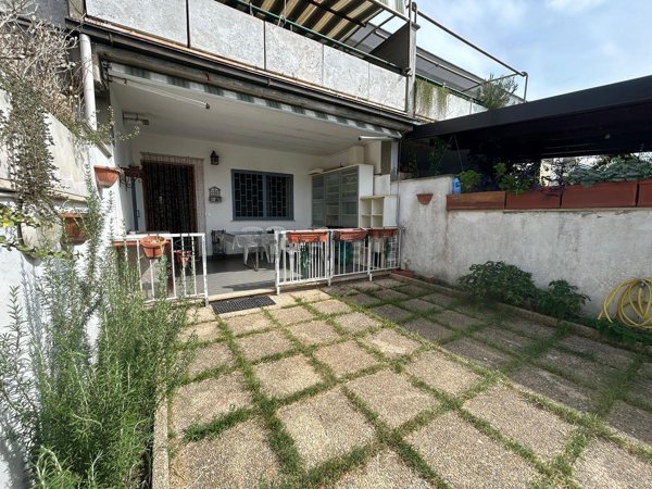 casa indipendente in vendita ad Anzio in zona Villa Claudia