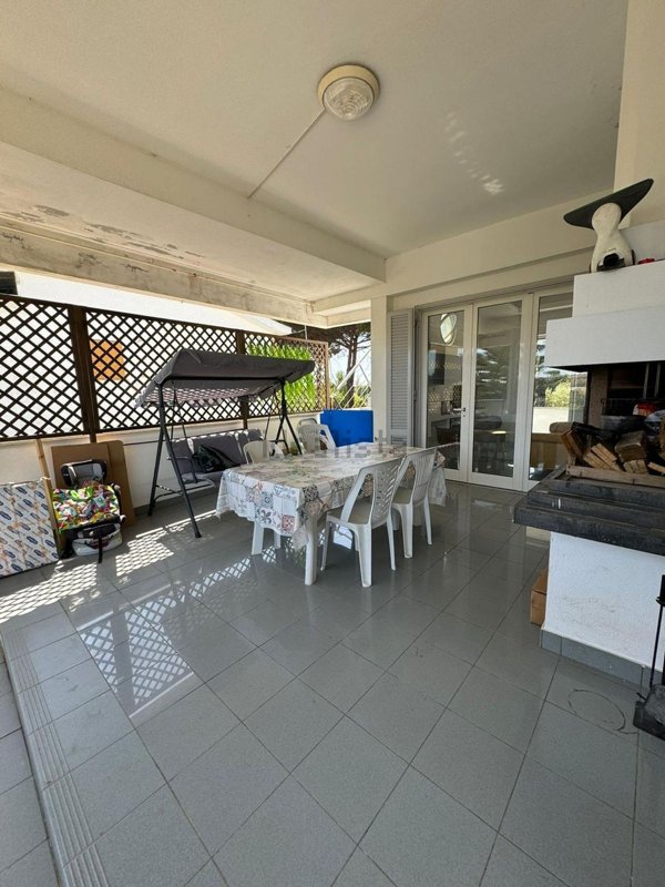 appartamento in vendita ad Anzio in zona Mare