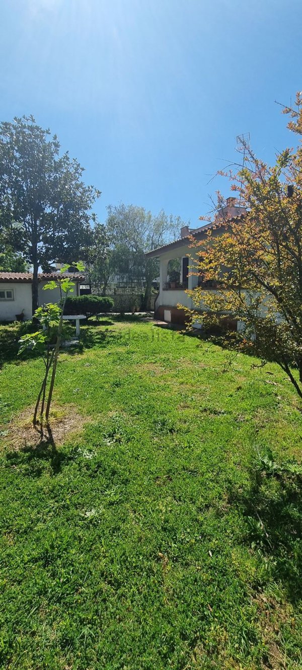 casa indipendente in vendita ad Anzio in zona Villa Claudia