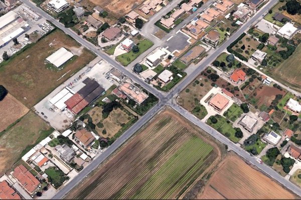 terreno edificabile in vendita ad Anzio