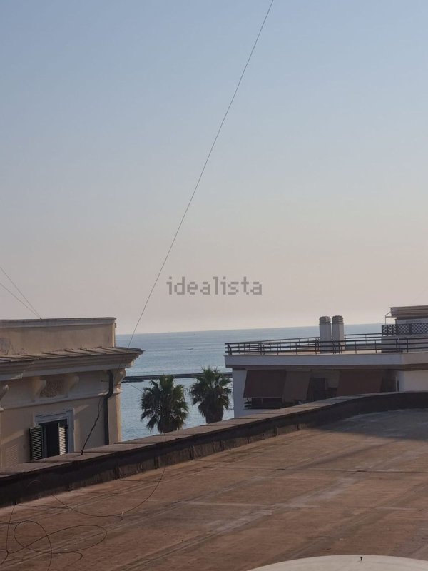 appartamento in vendita ad Anzio in zona Mare