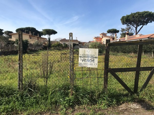 casa indipendente in vendita ad Anzio
