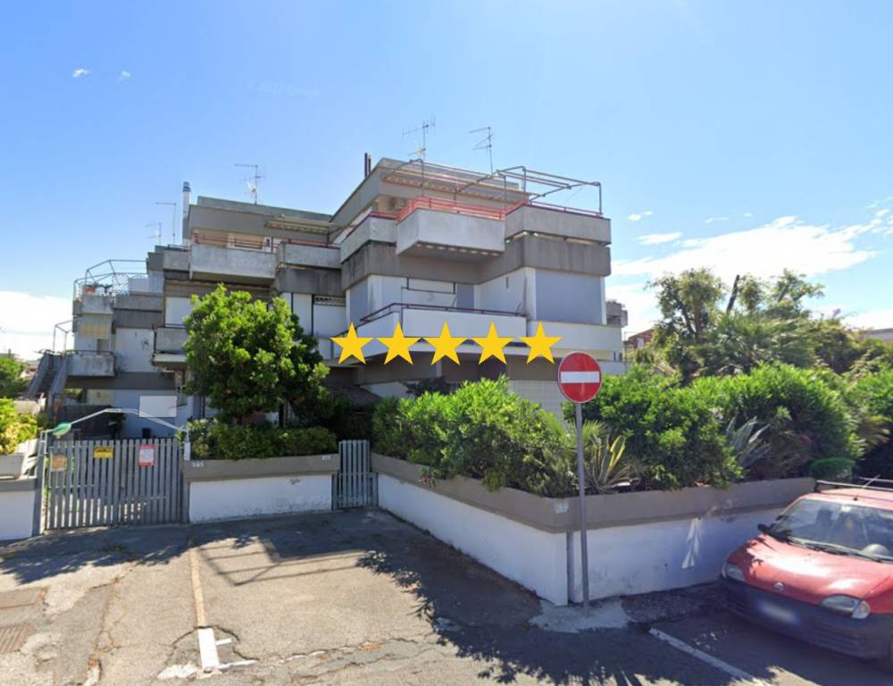 appartamento in vendita ad Anzio in zona Mare
