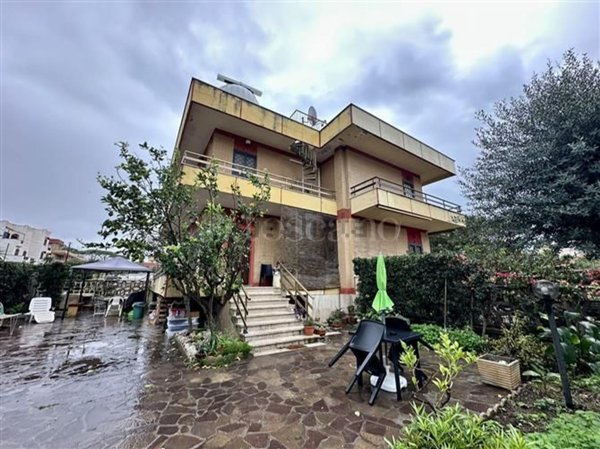 casa indipendente in vendita ad Anzio in zona Lido delle Sirene