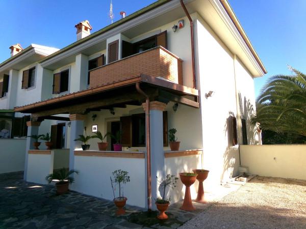casa indipendente in vendita ad Anzio in zona Mare