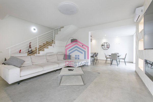 casa indipendente in vendita ad Anzio in zona Villa Claudia