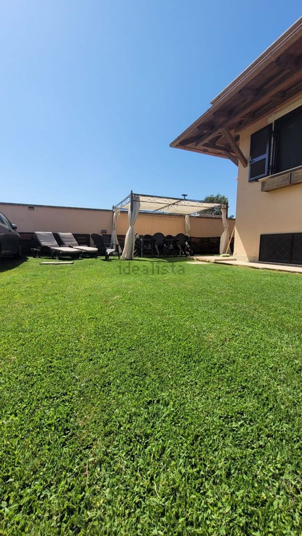 casa indipendente in vendita ad Anzio