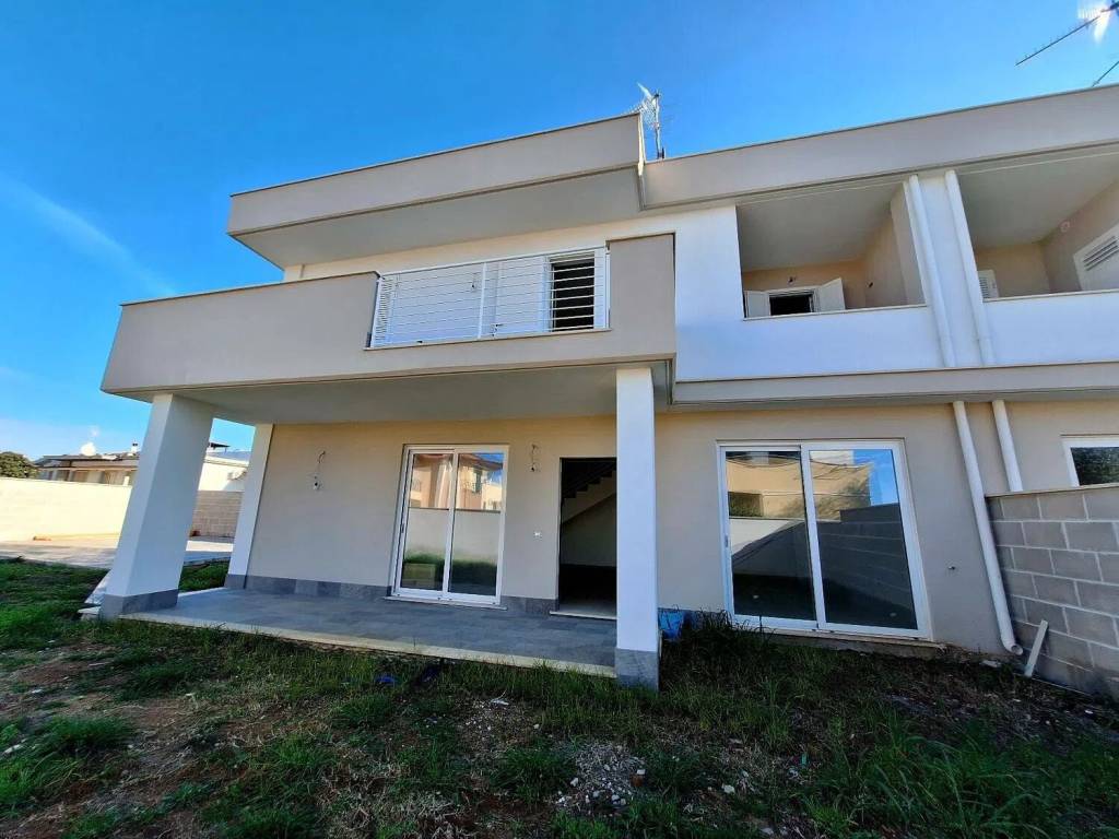 casa indipendente in vendita ad Anzio in zona Marechiaro