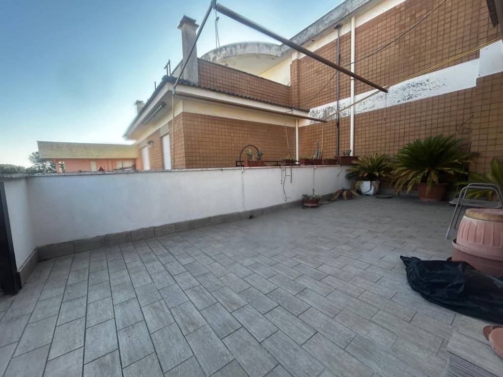 appartamento in vendita ad Anzio in zona Mare