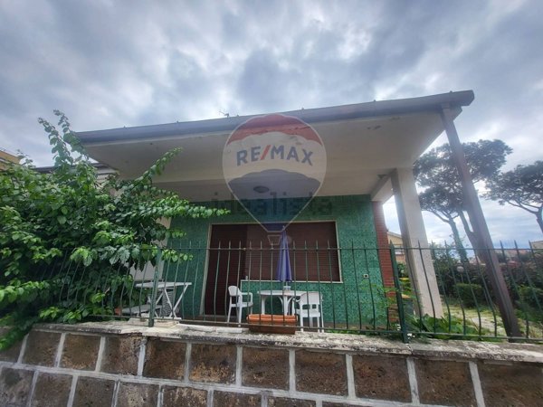 casa indipendente in vendita ad Anzio in zona Villa Claudia