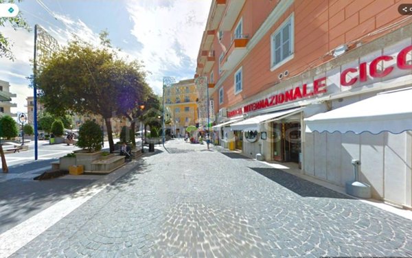 appartamento in vendita ad Anzio in zona Mare