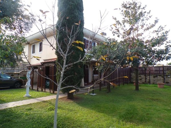 casa indipendente in vendita ad Anzio in zona Mare