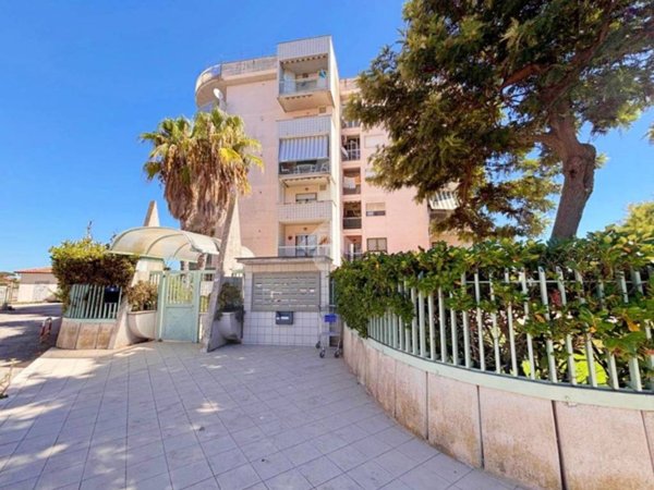 appartamento in vendita ad Anzio in zona Anzio Colonia