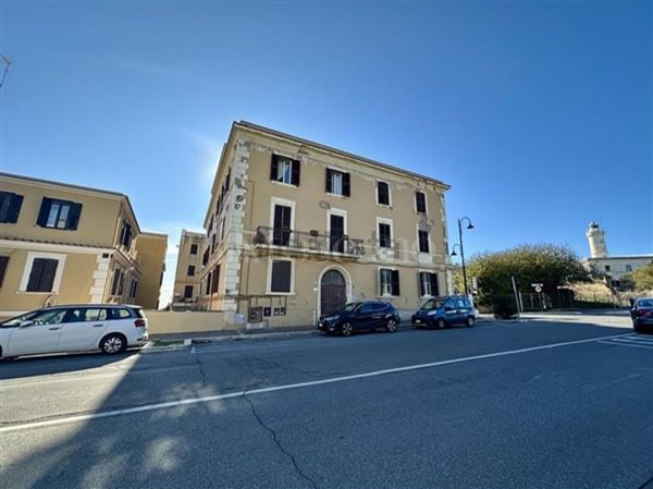 appartamento in vendita ad Anzio in zona Mare