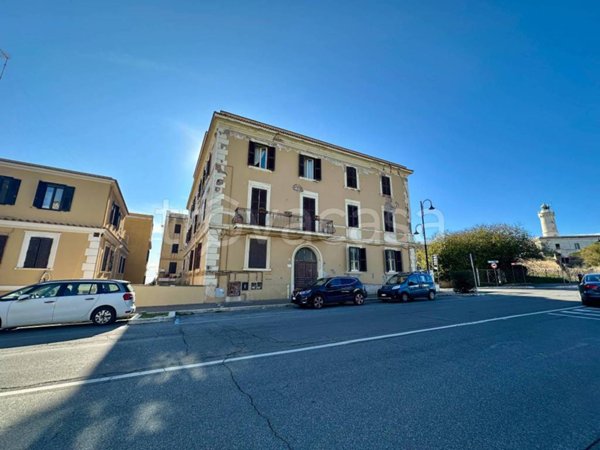 appartamento in vendita ad Anzio in zona Mare