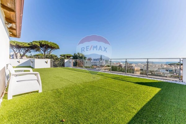 appartamento in vendita ad Anzio in zona Mare