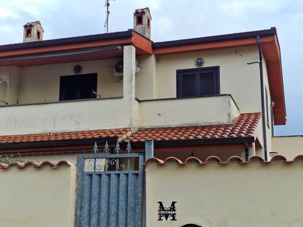 casa indipendente in vendita ad Anzio in zona Lido dei Pini