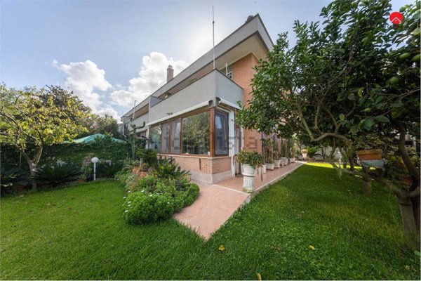casa indipendente in vendita ad Anzio