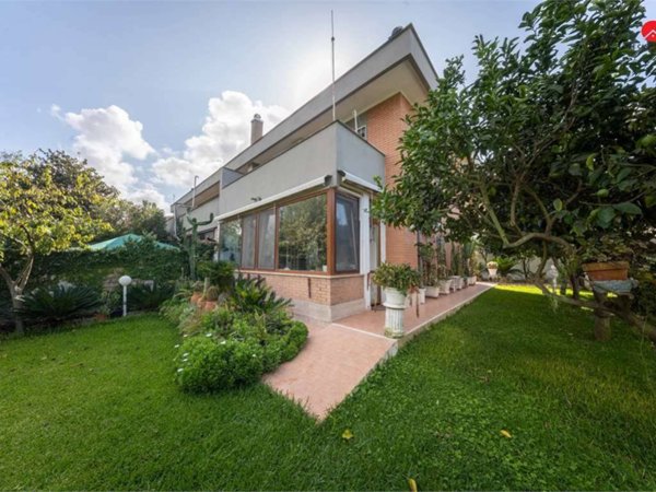 casa indipendente in vendita ad Anzio