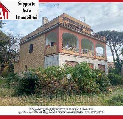 appartamento in vendita ad Anzio in zona Cincinnato