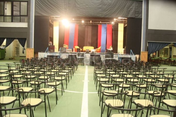 capannone in vendita ad Anzio in zona Stazione