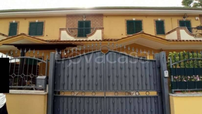 casa indipendente in vendita ad Anzio in zona Villa Claudia