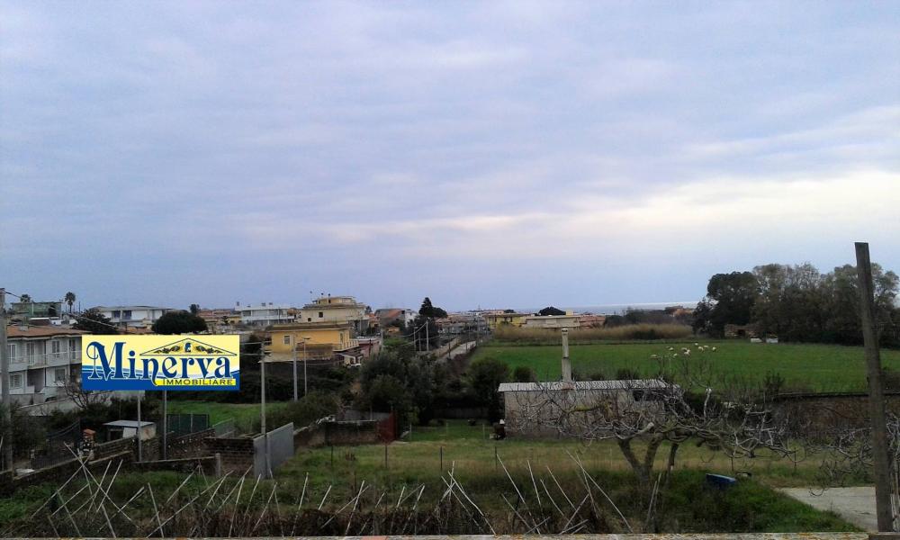 terreno edificabile in vendita ad Anzio in zona Anzio Colonia