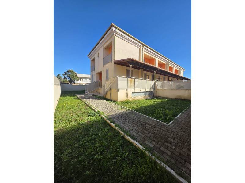 casa indipendente in vendita ad Anzio in zona Mare