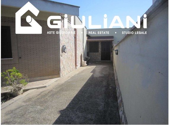 casa indipendente in vendita ad Anzio