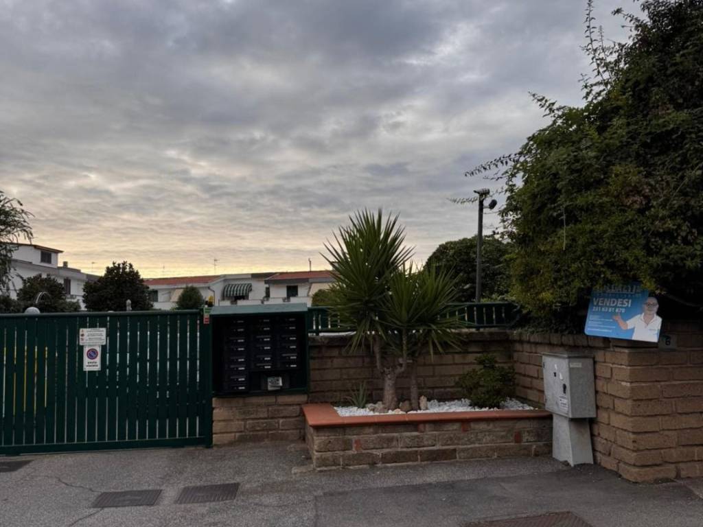 casa indipendente in vendita ad Anzio in zona Villa Claudia