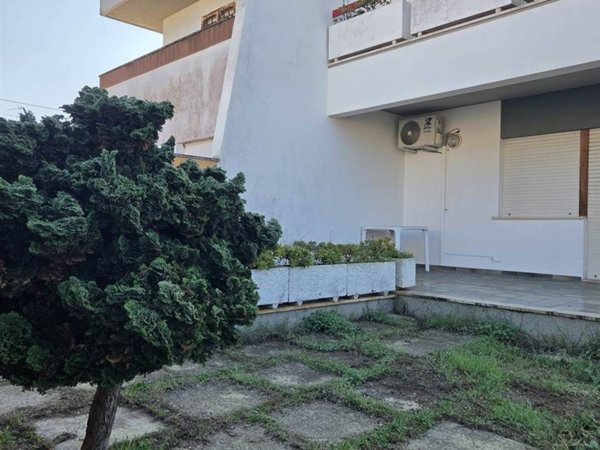 casa indipendente in vendita ad Anzio in zona Villa Claudia