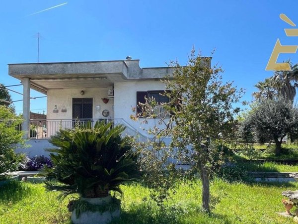 casa indipendente in vendita ad Anzio in zona Lido dei Pini