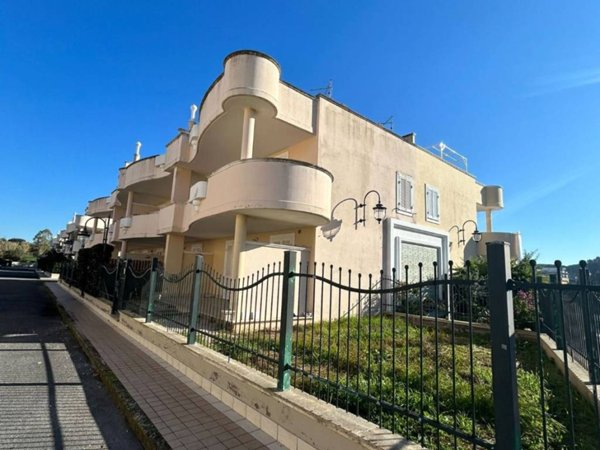 casa indipendente in vendita ad Anzio