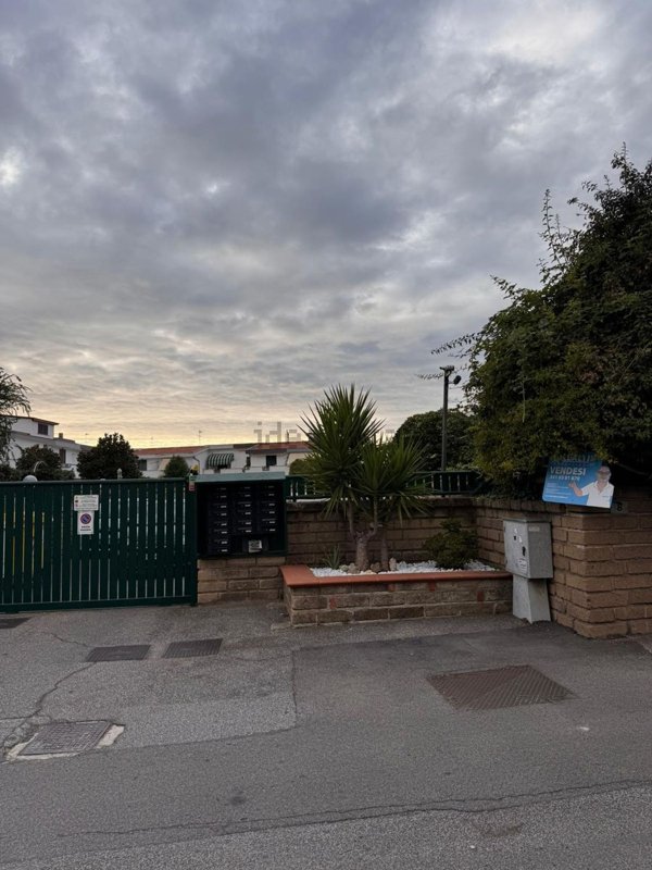 casa indipendente in vendita ad Anzio in zona Villa Claudia