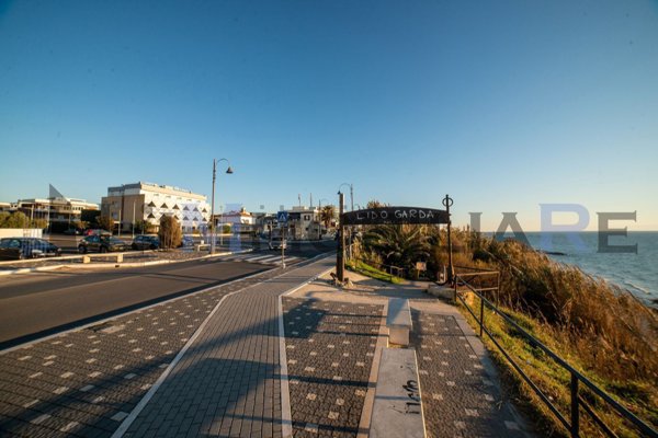 appartamento in vendita ad Anzio in zona Mare