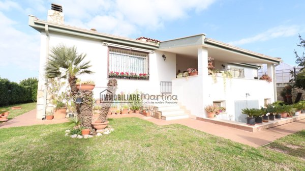 casa indipendente in vendita ad Anzio in zona Lido dei Pini