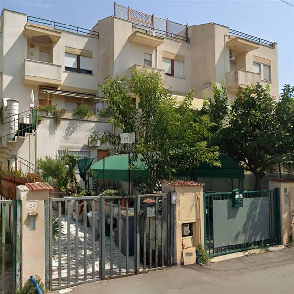 appartamento in vendita ad Anzio in zona Mare