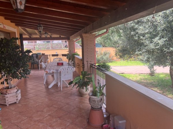 casa indipendente in vendita ad Anzio