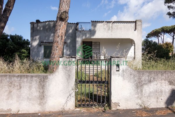 casa indipendente in vendita ad Anzio in zona Villa Claudia