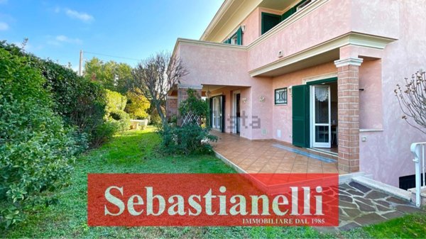 casa indipendente in vendita ad Anzio in zona Mare