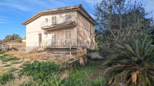 casa indipendente in vendita ad Anzio