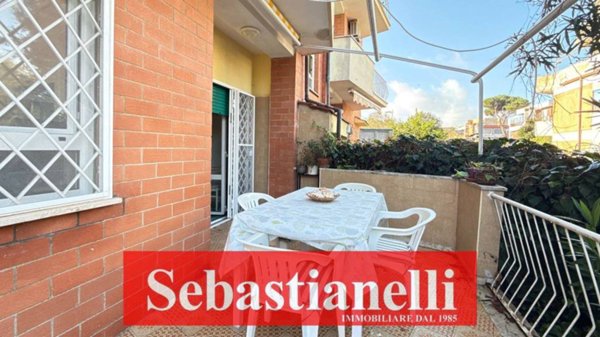 appartamento in vendita ad Anzio in zona Mare