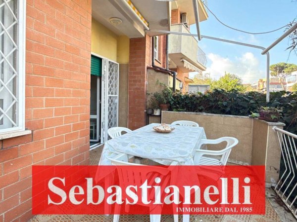 appartamento in vendita ad Anzio in zona Mare