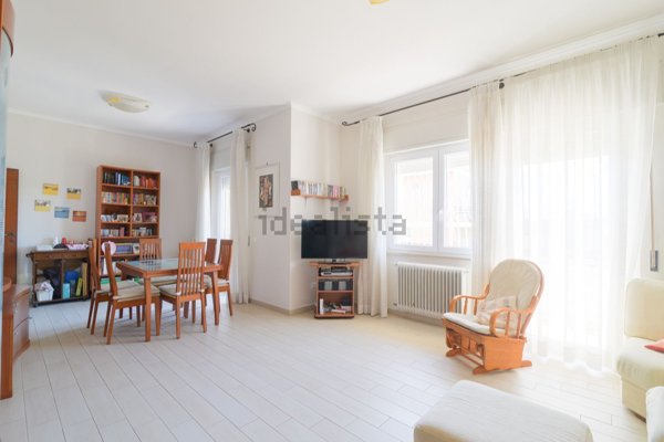 casa indipendente in vendita ad Anzio in zona Mare