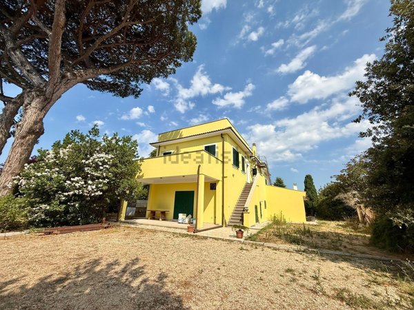 casa indipendente in vendita ad Anzio